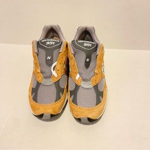 New Balance
New Balance Made in UK 991 Lace-Up Sneakers